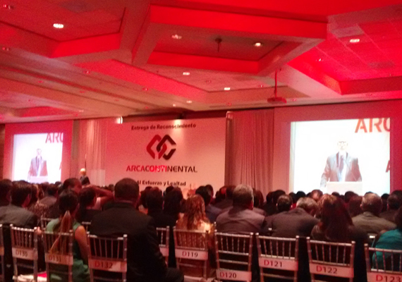 La funcionalidad y el arte, siempre mezclados en nuestros diseños.